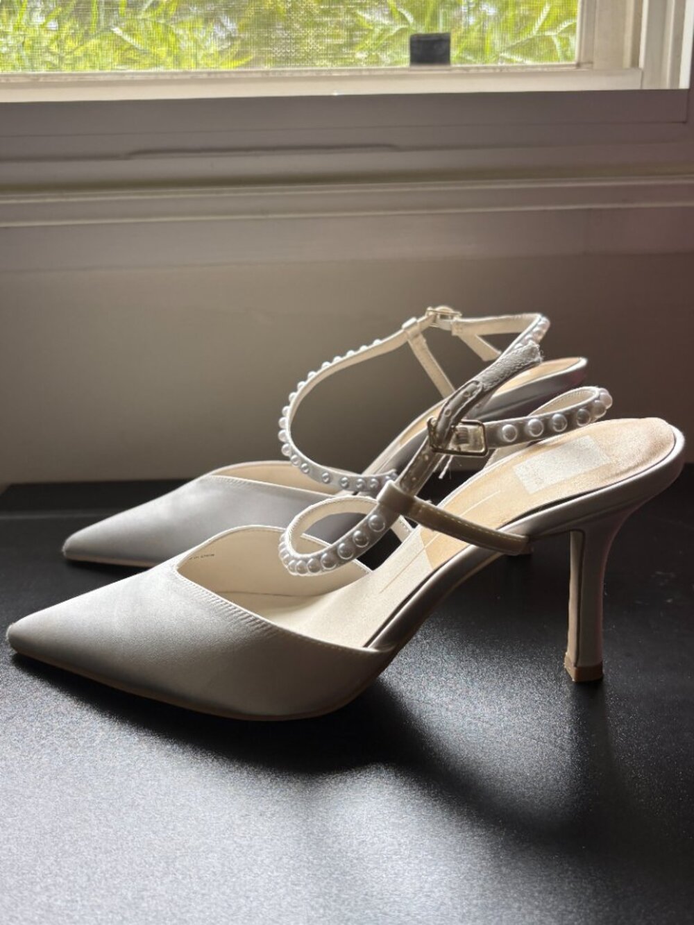 Dolce Vita Pearl Heels - Picture 3 of 15